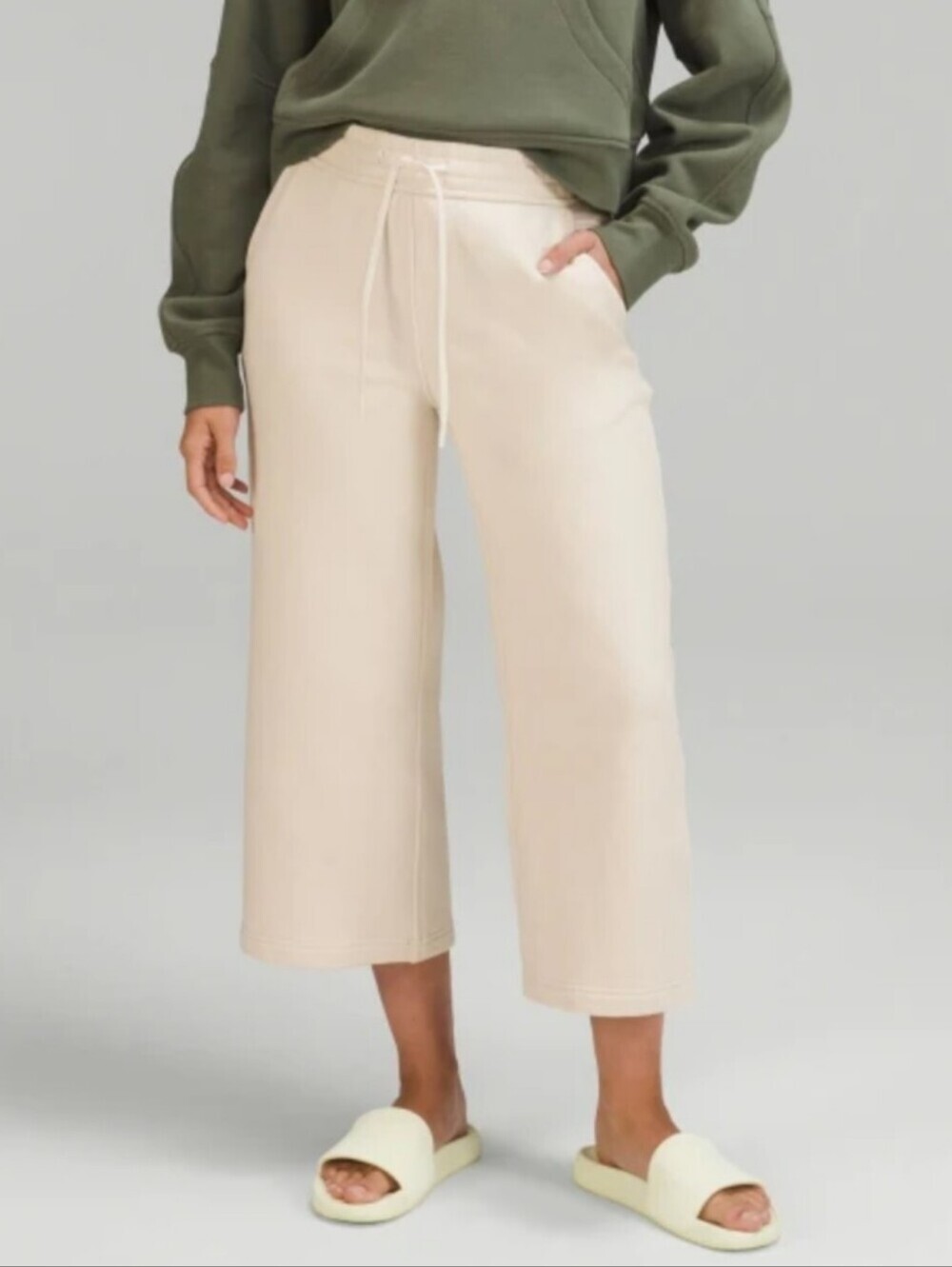 Lululemon Loungeful High-Rise Wide-Leg Crop